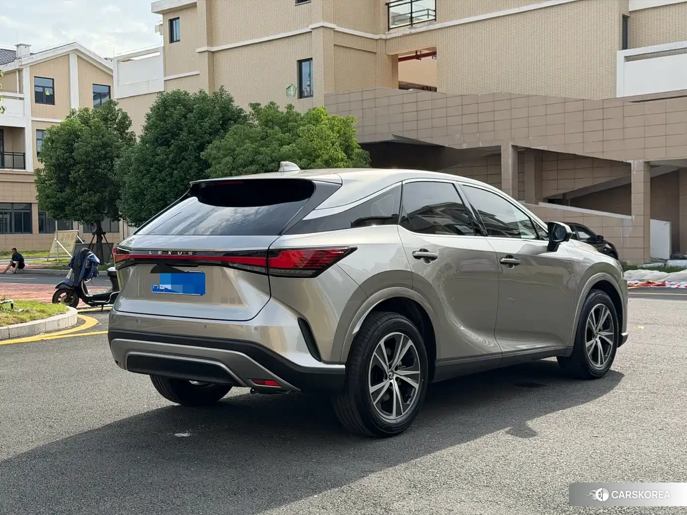 Lexus RX id 4686045 из Китая 8
