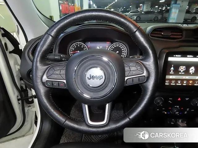 Jeep Renegade id 3635216 из Кореи 18