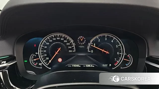 BMW 5 Series (G30) id 3536228 из Кореи 18