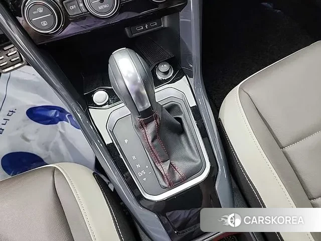 Volkswagen T-Roc id 3098140 из Кореи 17