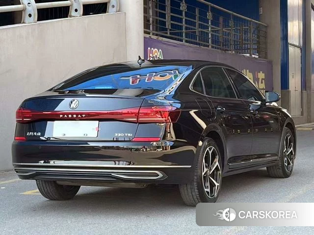 Volkswagen Passat id 4257565 из Китая 13