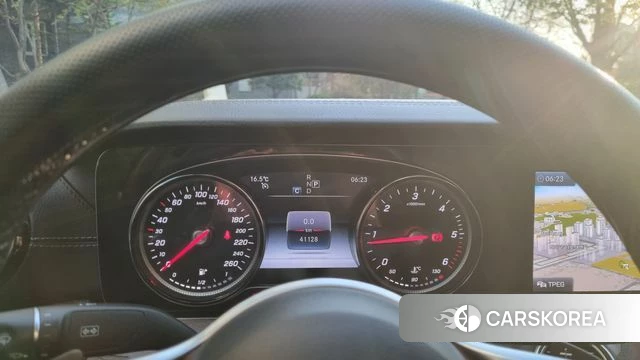 Mercedes-Benz E-Class W213 id 4345208 из Кореи 11