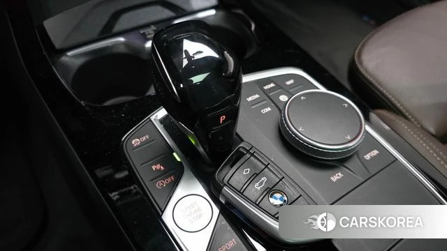 BMW 1 Series (F40) id 3860588 из Кореи 18