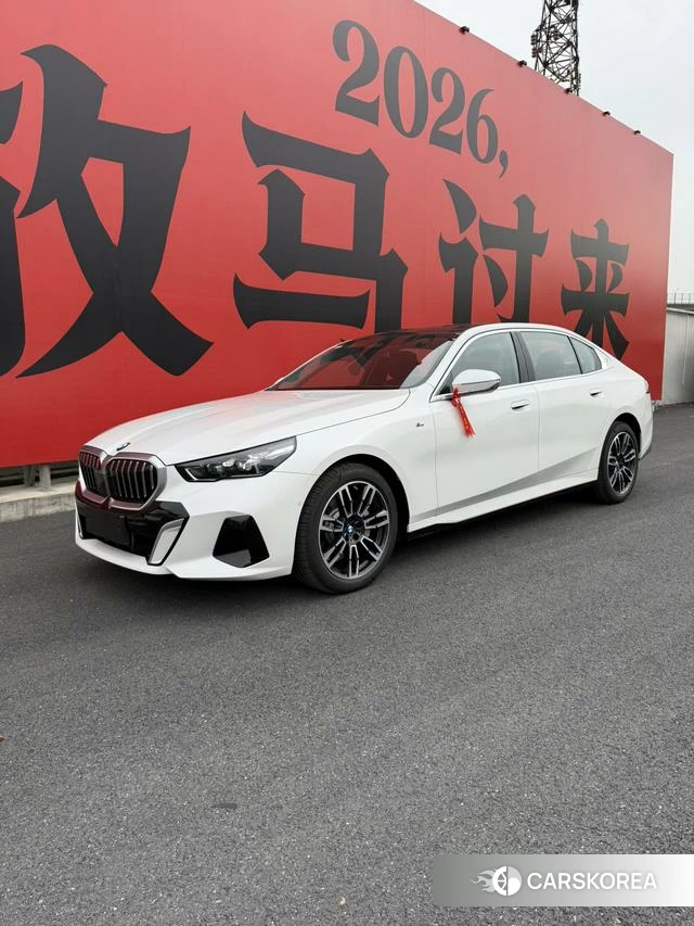 BMW 5 series id 3920684 из Китая 9