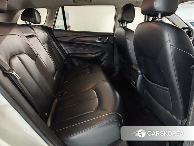 Roewe Ei5 id 4208413 из Китая 18
