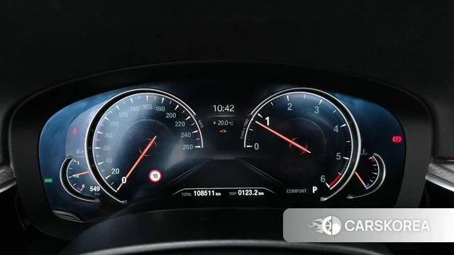 BMW 5 Series (G30) id 4246236 из Кореи 32