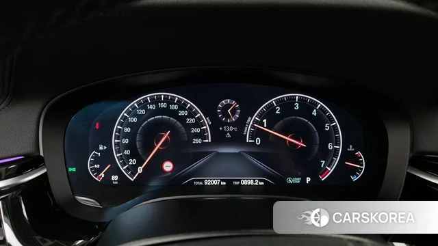 BMW 5 Series (G30) id 3899396 из Кореи 18