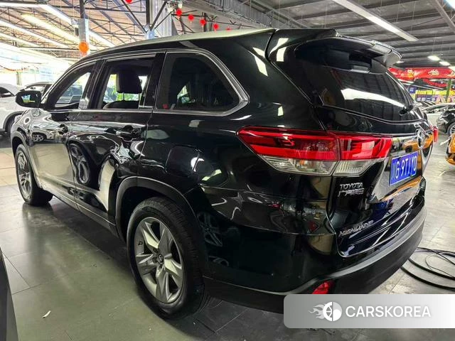 Toyota Highlander id 4215569 из Китая 8