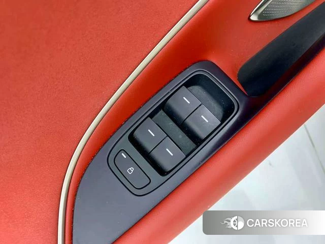 Xiaomi Car Xiaomi SU7 id 3993364 из Китая 32