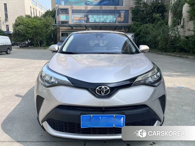 Toyota C-HR id 4257931 из Китая 8