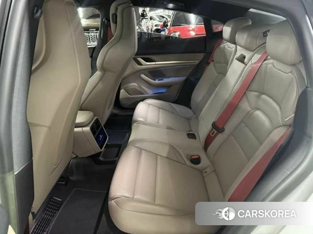 Porsche Taycan id 3934939 из Кореи 17