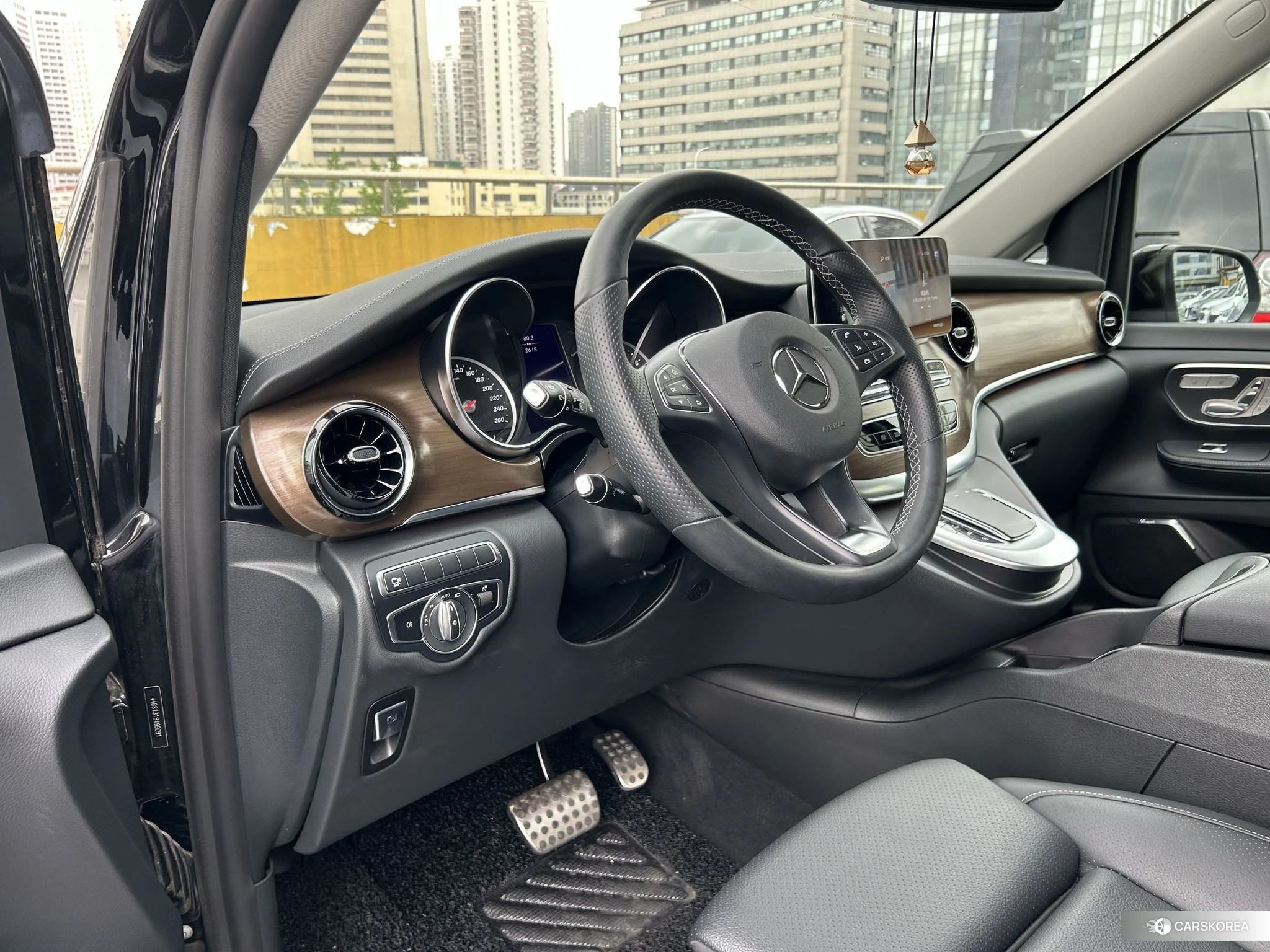 Mercedes-Benz V-class id 4467694 из Китая 35