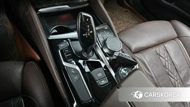 BMW 5 Series (G30) id 4785693 из Кореи 34