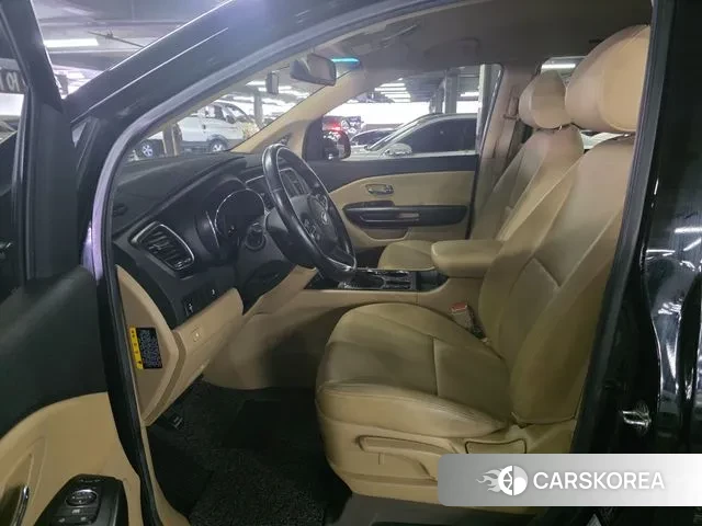 Kia The New Carnival id 3646703 из Кореи 18