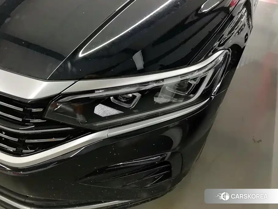 Volkswagen Passat id 4622338 из Китая 14