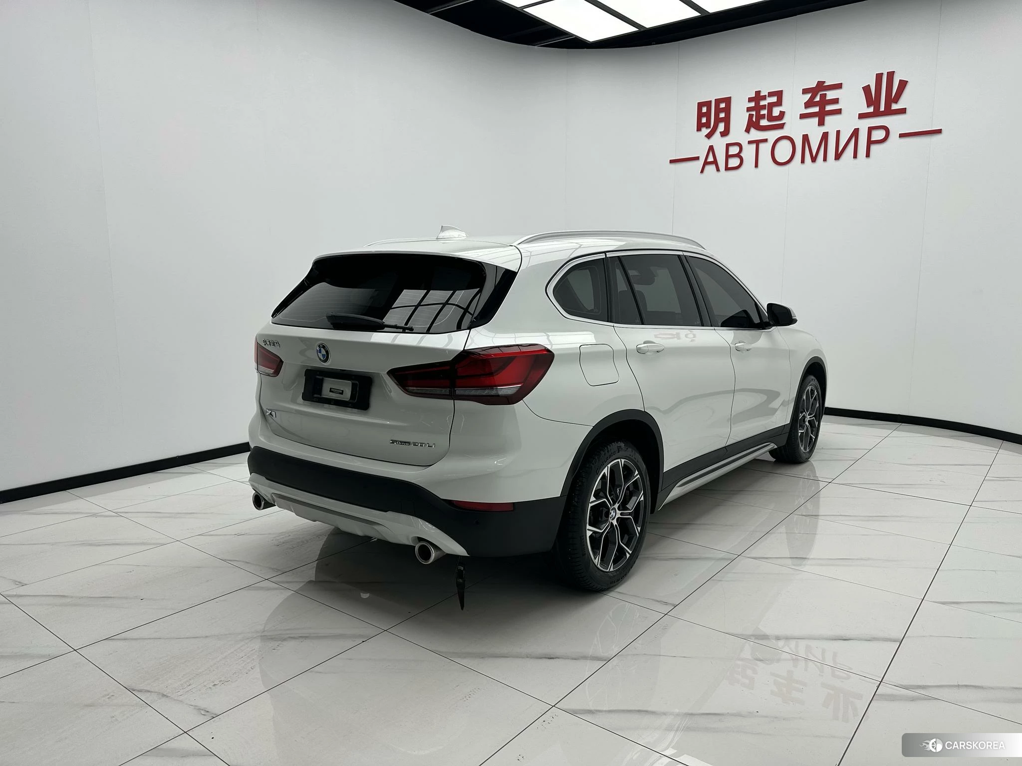 BMW X1 id 4514922 из Китая 15