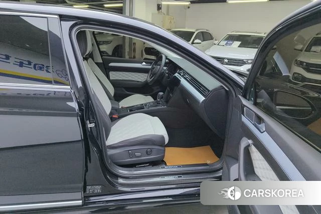 Volkswagen Magotan id 4253215 из Китая 15