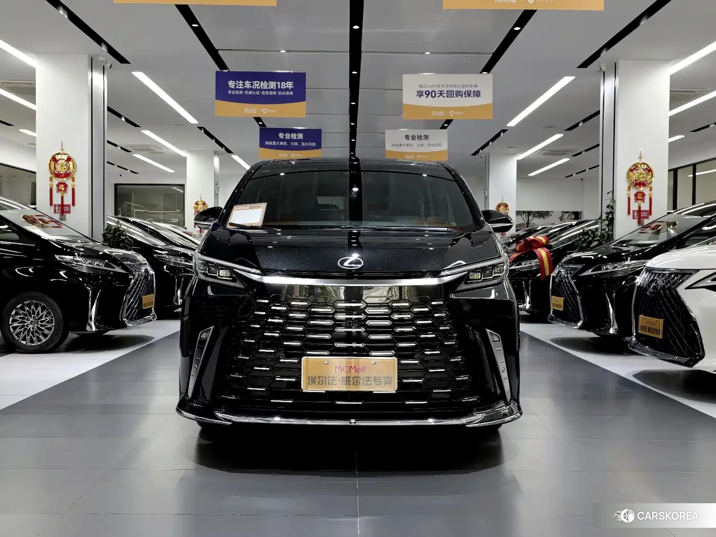 Lexus LM id 4559699 из Китая 14