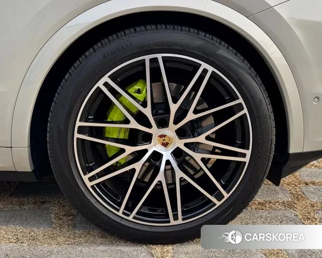 Porsche Cayenne (PO536) id 3658971 из Кореи 18