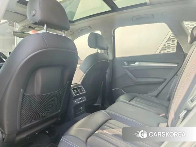 Audi Q5L id 4261494 из Китая 8
