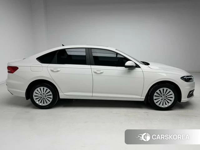Volkswagen Lavida id 4261083 из Китая 15
