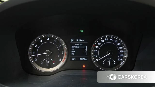 Hyundai Venue id 3954136 из Кореи 18