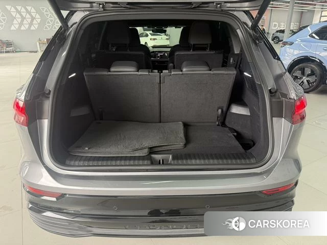Audi Q5 e-tron id 4211133 из Китая 14