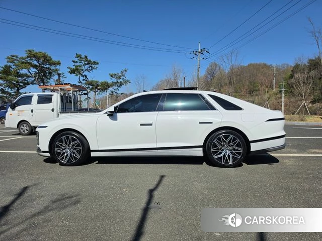 Hyundai Grandeur (GN7) id 3897391 из Кореи 18