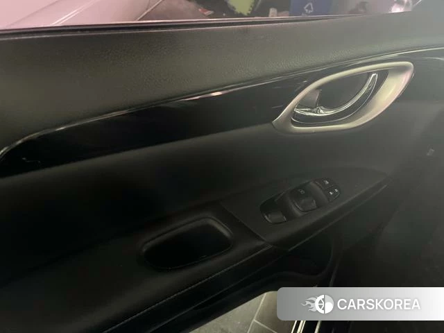 Nissan Xuan Yi id 4241489 из Китая 8