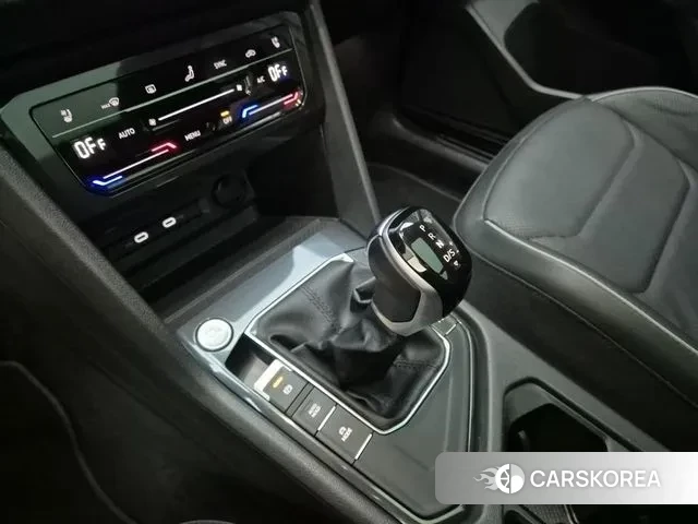 Volkswagen Tiguan Allspace id 3570578 из Кореи 18