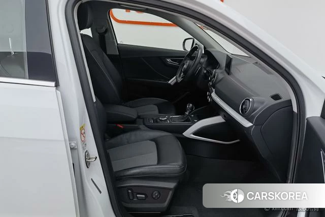 Audi Q2L id 4212274 из Китая 22