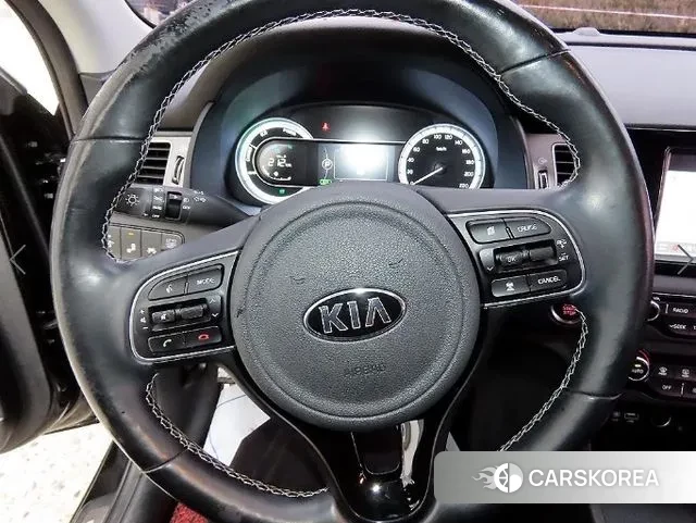 Kia Niro id 3574131 из Кореи 18