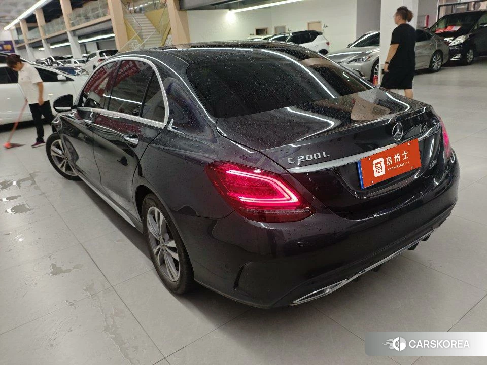 Mercedes-Benz Class C id 4468100 из Китая 8