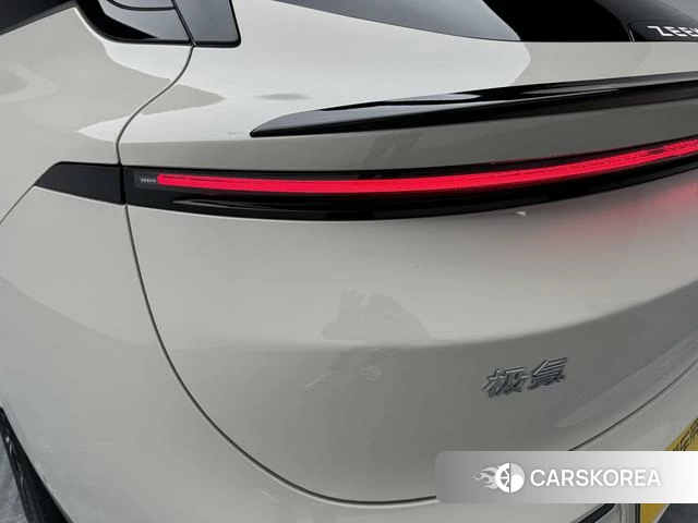 Extremely krypton ZEEKR 007GT id 4190532 из Китая 18
