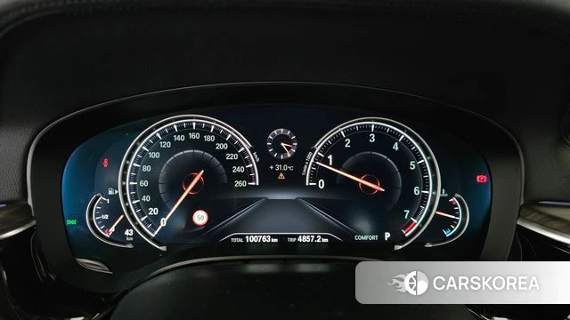 BMW 5 Series (G30) id 4491036 из Кореи 31