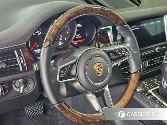 Porsche Macan id 3697687 из Кореи 18