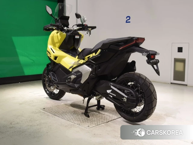 Проданный Honda X-ADV 750 id 4306793 из Японии, фото 8
