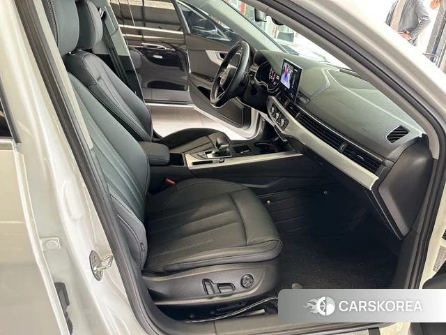 Audi A4L id 4263788 из Китая 10