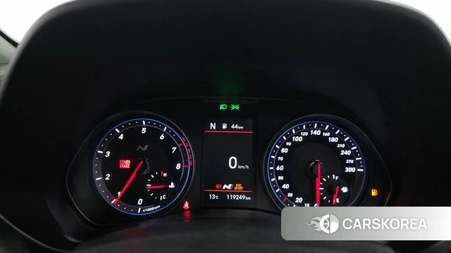 Hyundai Veloster (JS) id 3911795 из Кореи 19