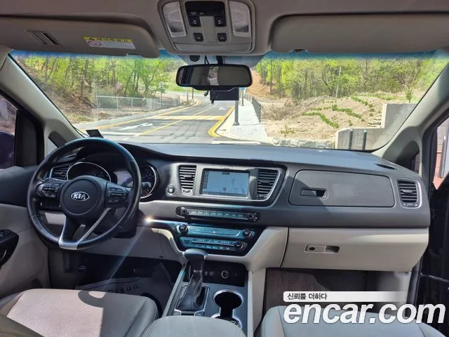 Kia The New Carnival id 2706780 из Кореи 18