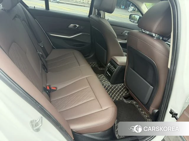 BMW 3 series id 4209970 из Китая 18