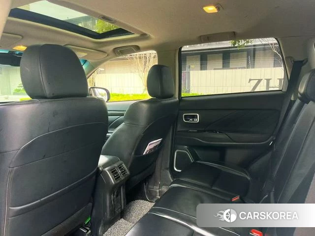 Mitsubishi  Outlander id 4241887 из Китая 8
