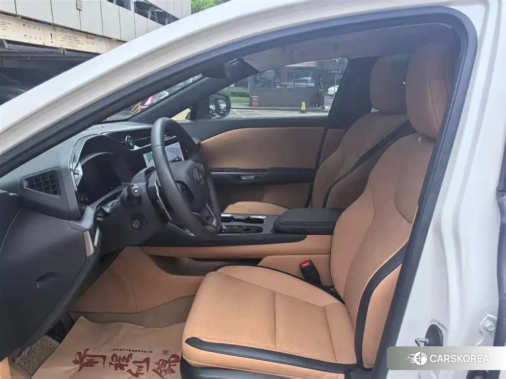 Lexus RZ id 4629523 из Китая 8