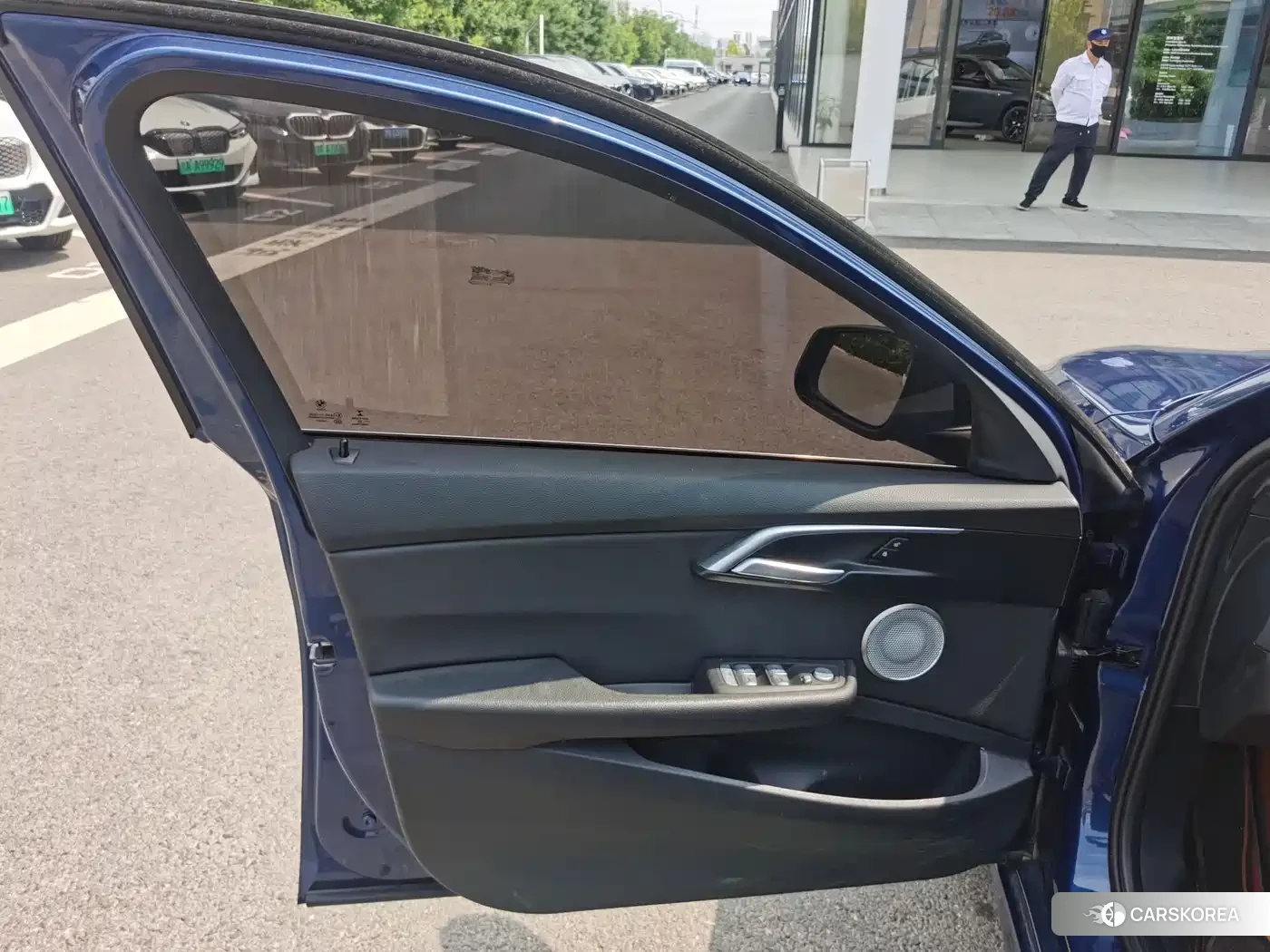 BMW 1 series id 4570437 из Китая 16
