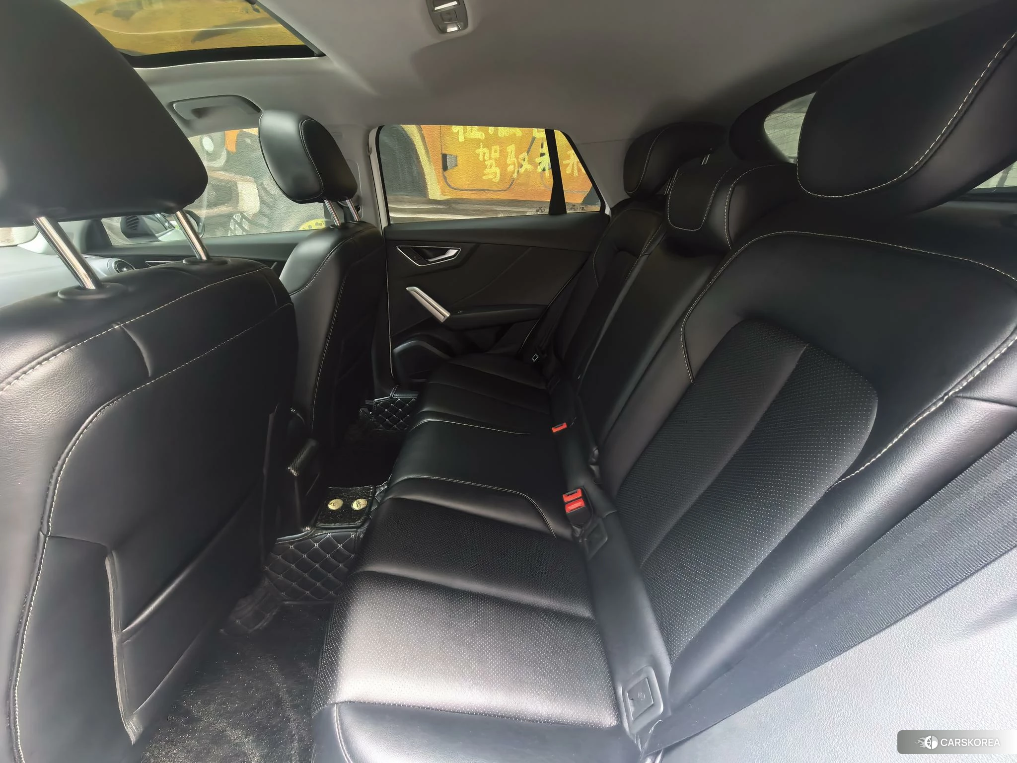 Audi Q2L id 4467402 из Китая 8