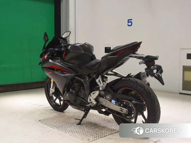 Honda CBR250RR ABS id 4387023 из Японии 8