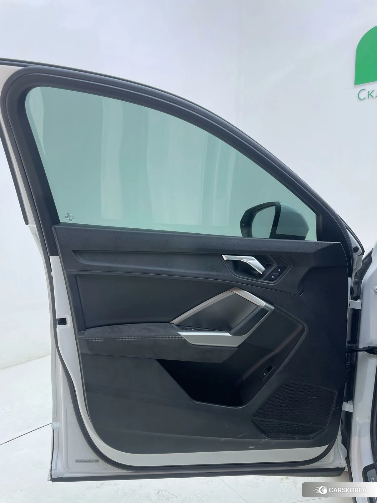 Audi Q3 id 4420727 из Китая 26