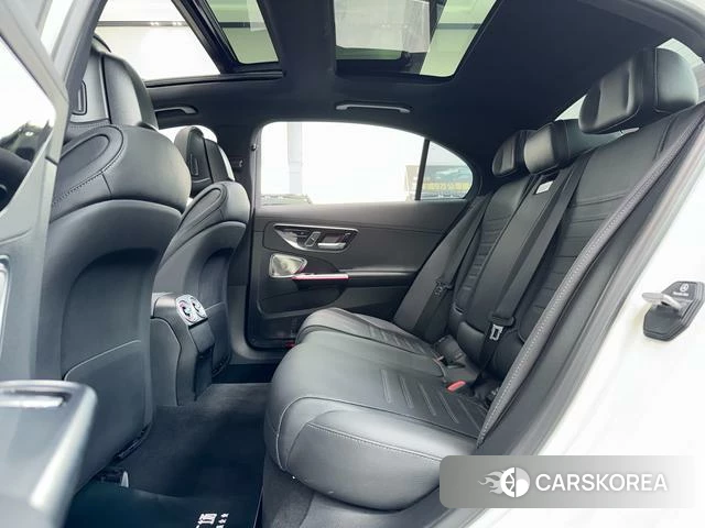 Mercedes-Benz Class C id 4365861 из Китая 8