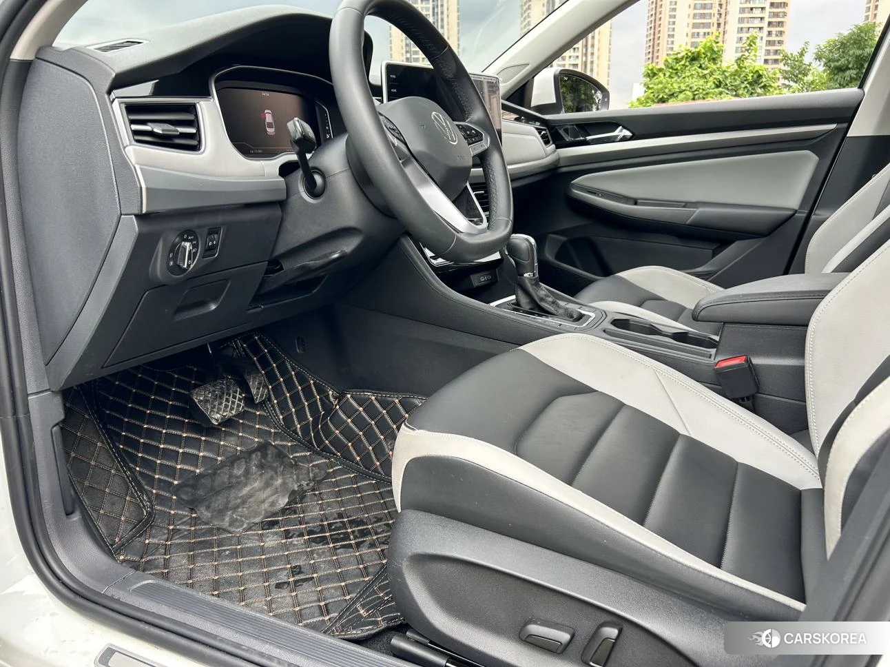 Volkswagen Bora id 4487174 из Китая 13
