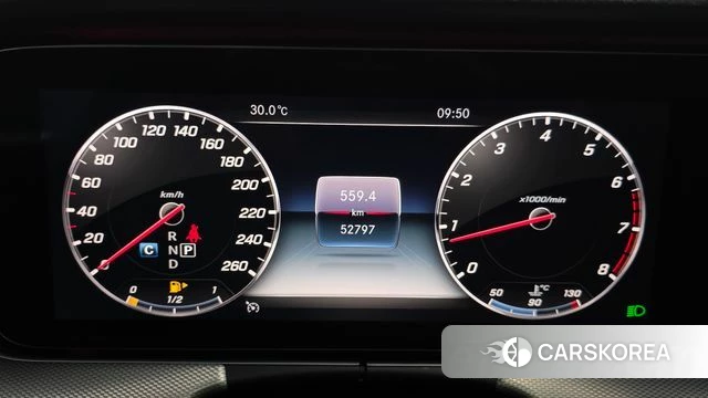 Mercedes-Benz E-Class W213 id 4447517 из Кореи 31